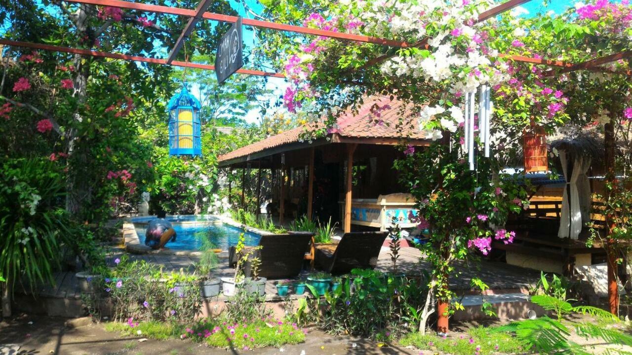 Omah Gili Hotel Gili Air Exterior photo